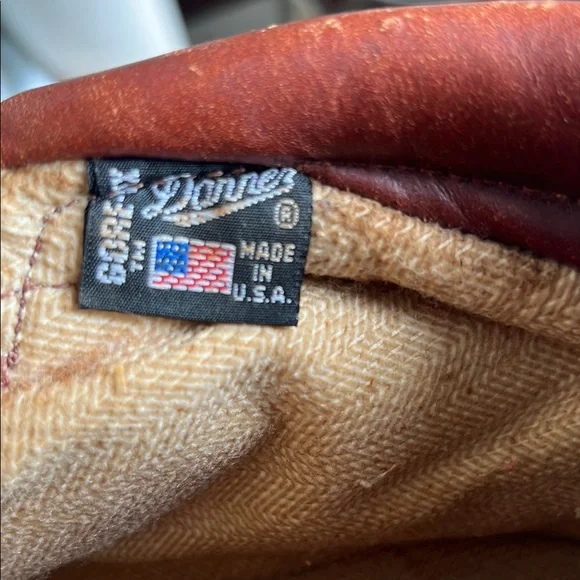 Vintage Danner Leather and Gore-Tex Hiking Boots with Vibram soles. - Picture 2 of 7